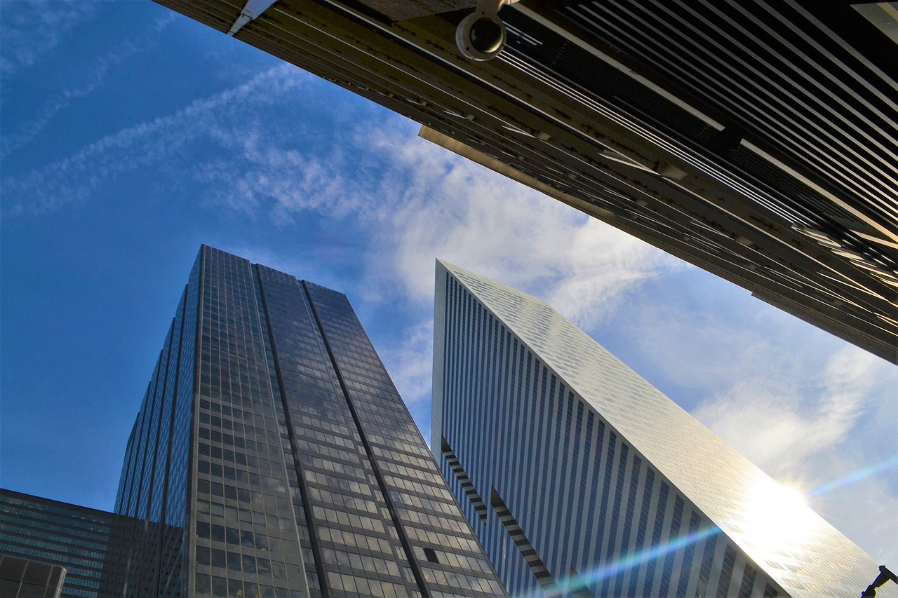 最新下楼梯设计与科技的完美融合