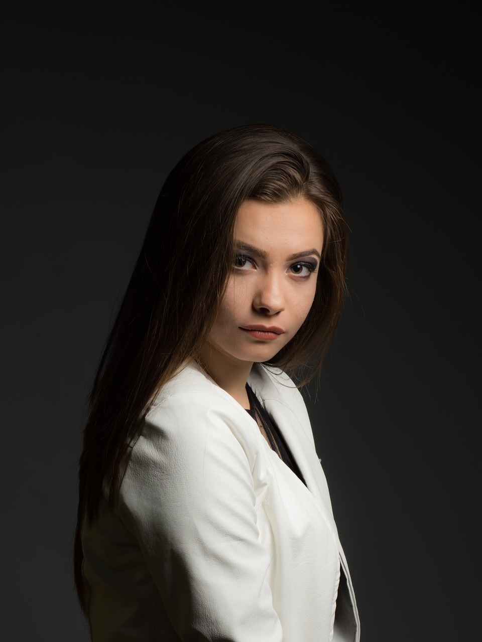 曼妮芬最新款时尚女装,潮流引领,优雅魅力尽显