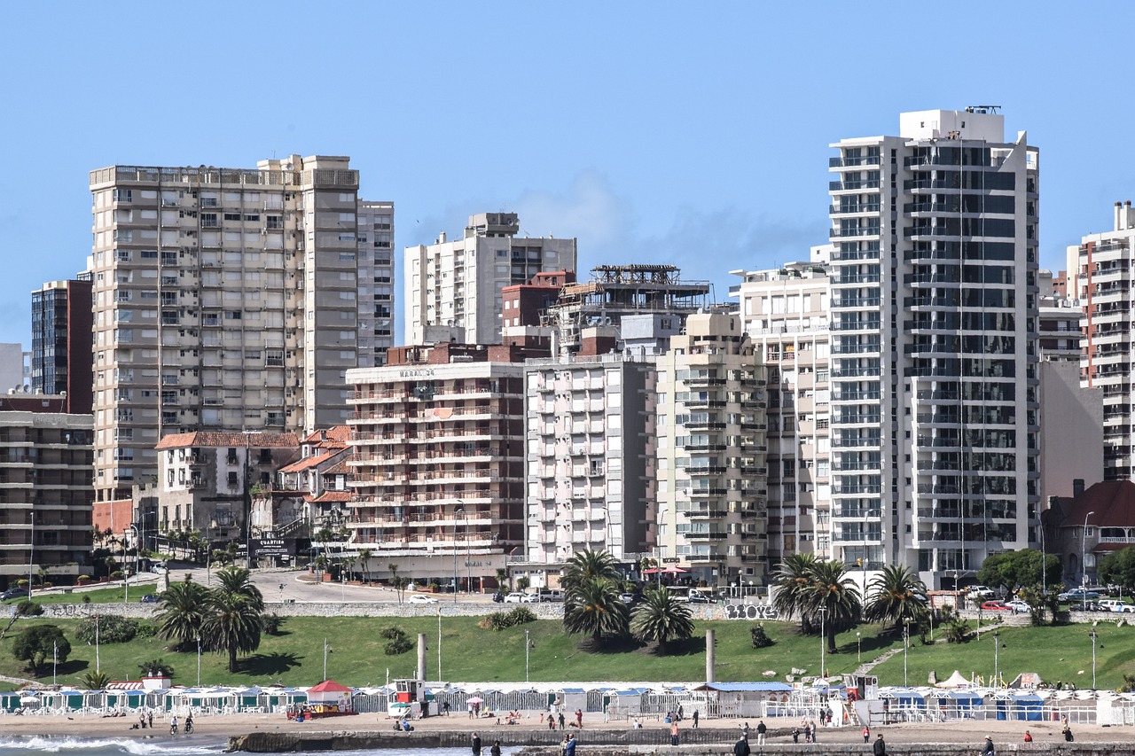 探索现代建筑新领域，最新建筑项目概览