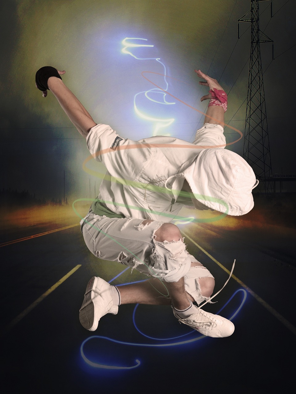 QQ最新时尚潮流男头像,完美融合个性风格与潮流元素