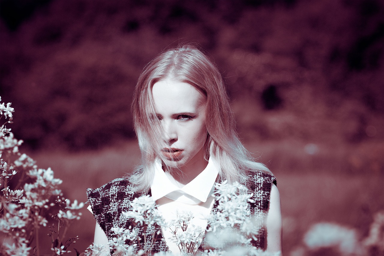 吴琼最新照片,展现多元魅力的艺术之星风采