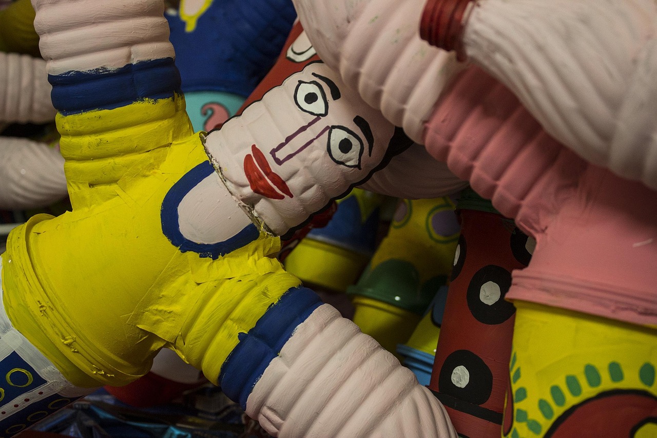 最新钩织玩偶，时尚创意的完美结合