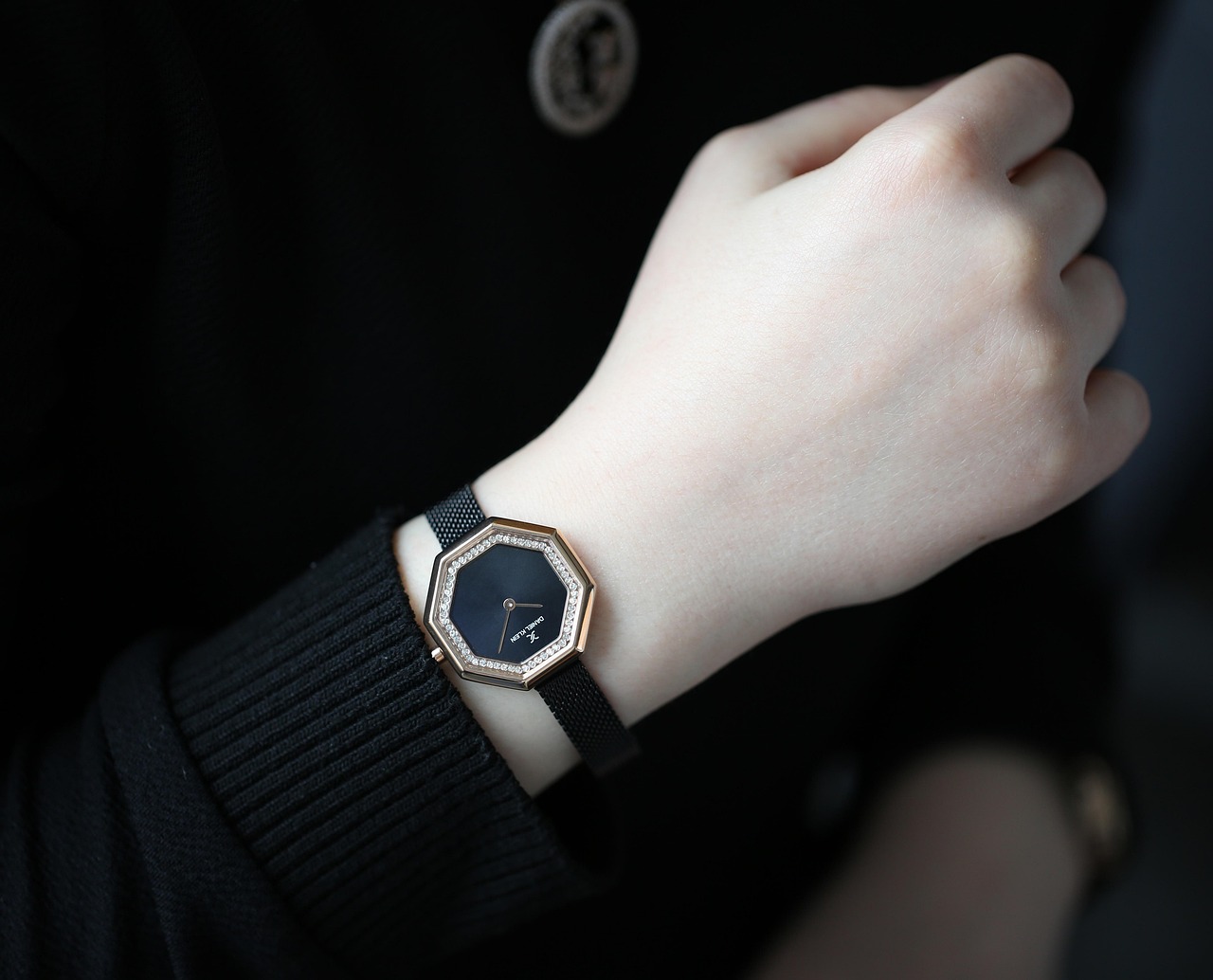 男士皮带最新款,时尚与实用完美融合的经典配饰