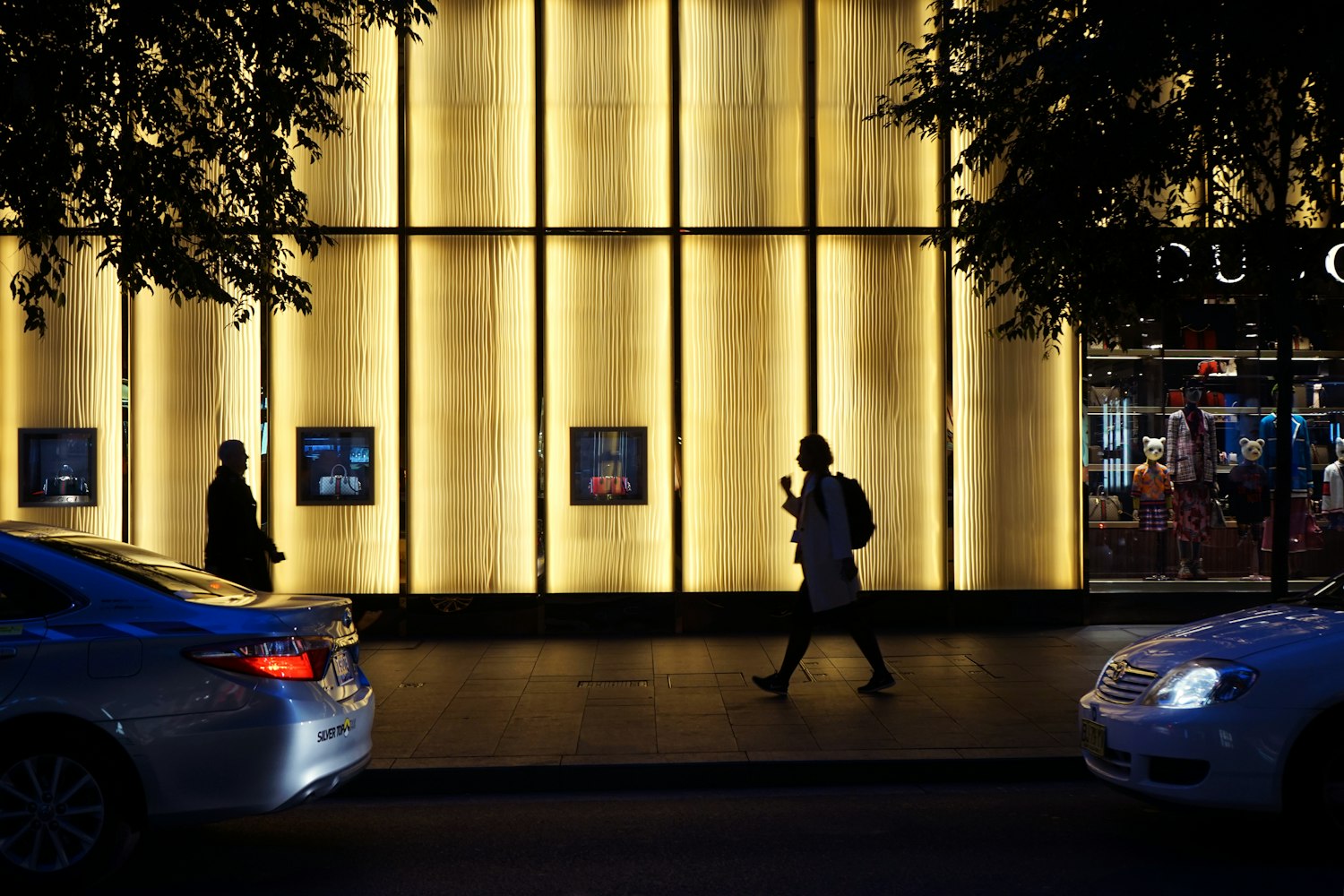 夜市最新款气球,点亮城市夜空的璀璨时尚之选