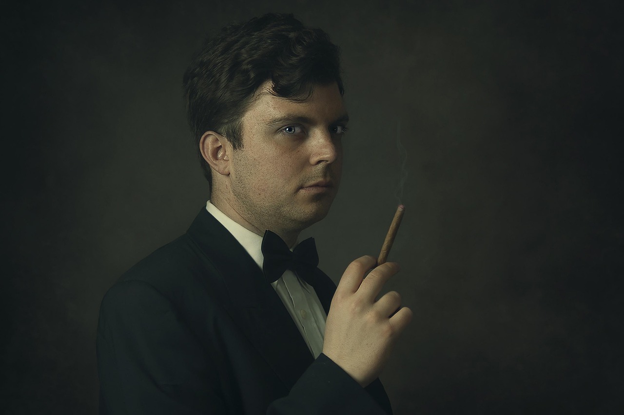 任嘉伦最新形象,影视新星的多面魅力探索