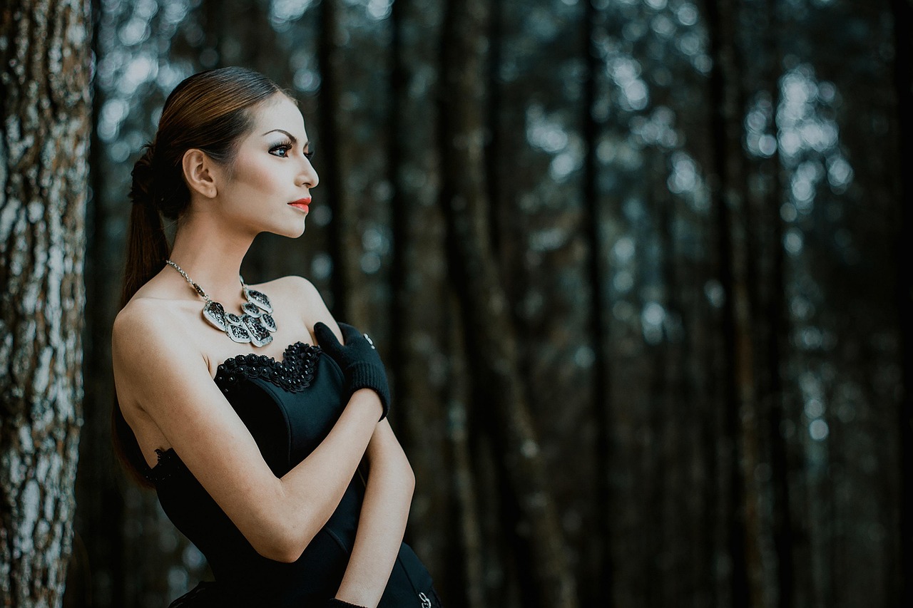 辛芷蕾最新图片,展现时尚魅力与演技的双重风采